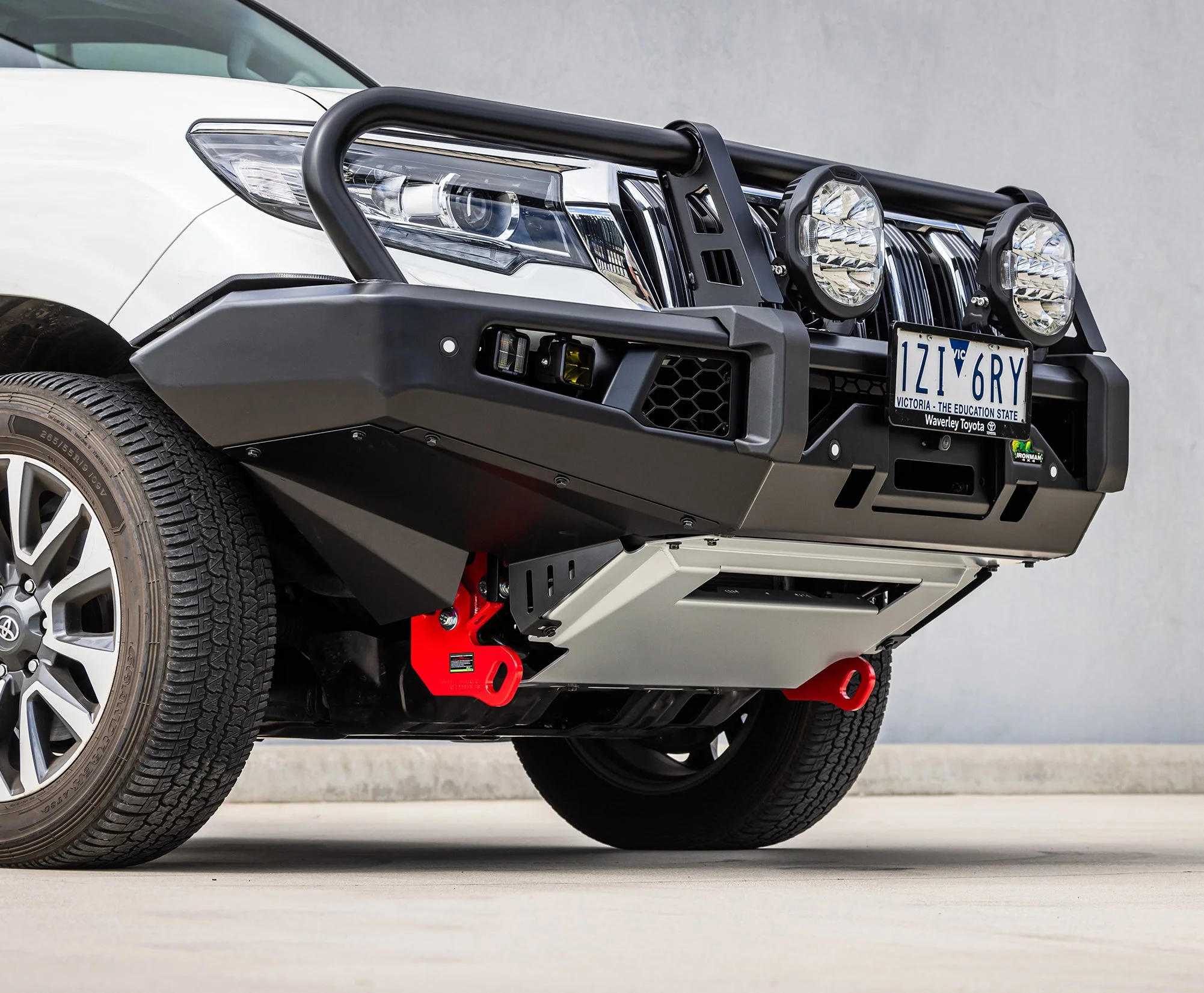 APEX Bull Bar & Lights Kit - Image 2