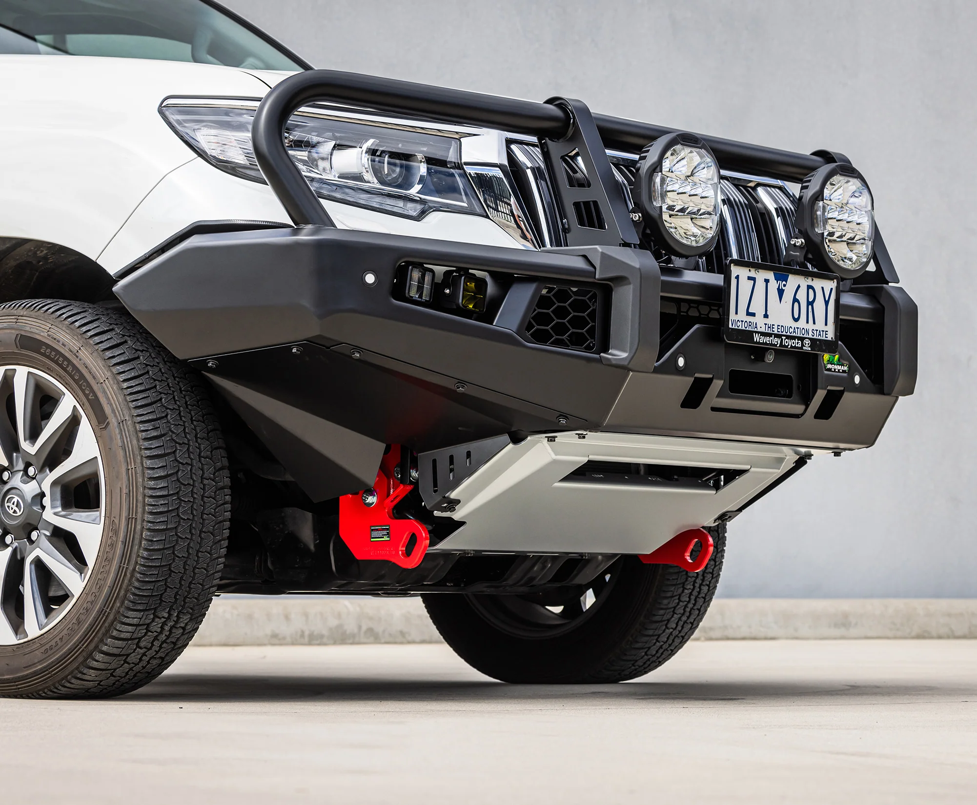 APEX Bull Bar & Lights Kit - Image 4