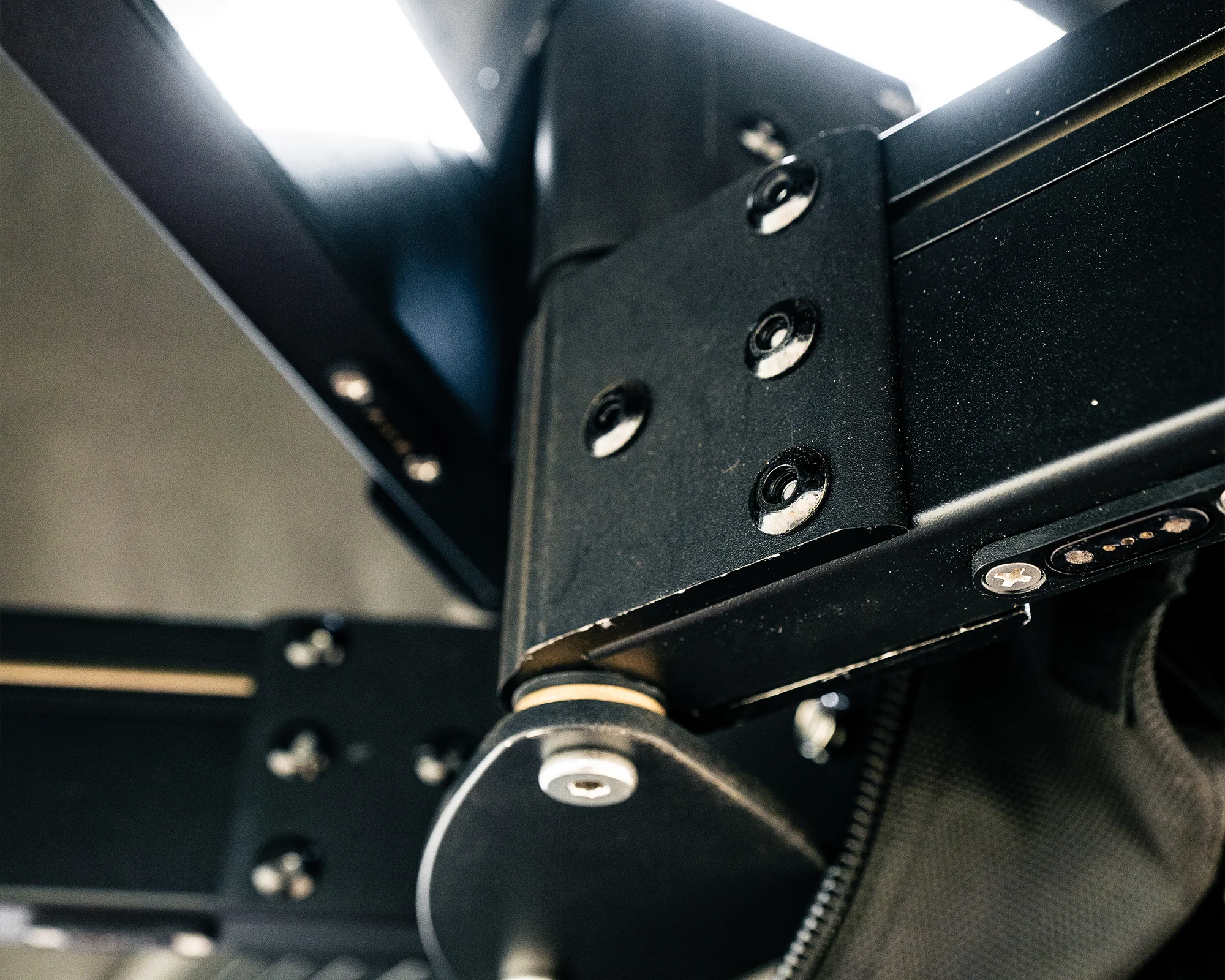Deltawing 270 Awning (LHS, Unsupported) - Image 7
