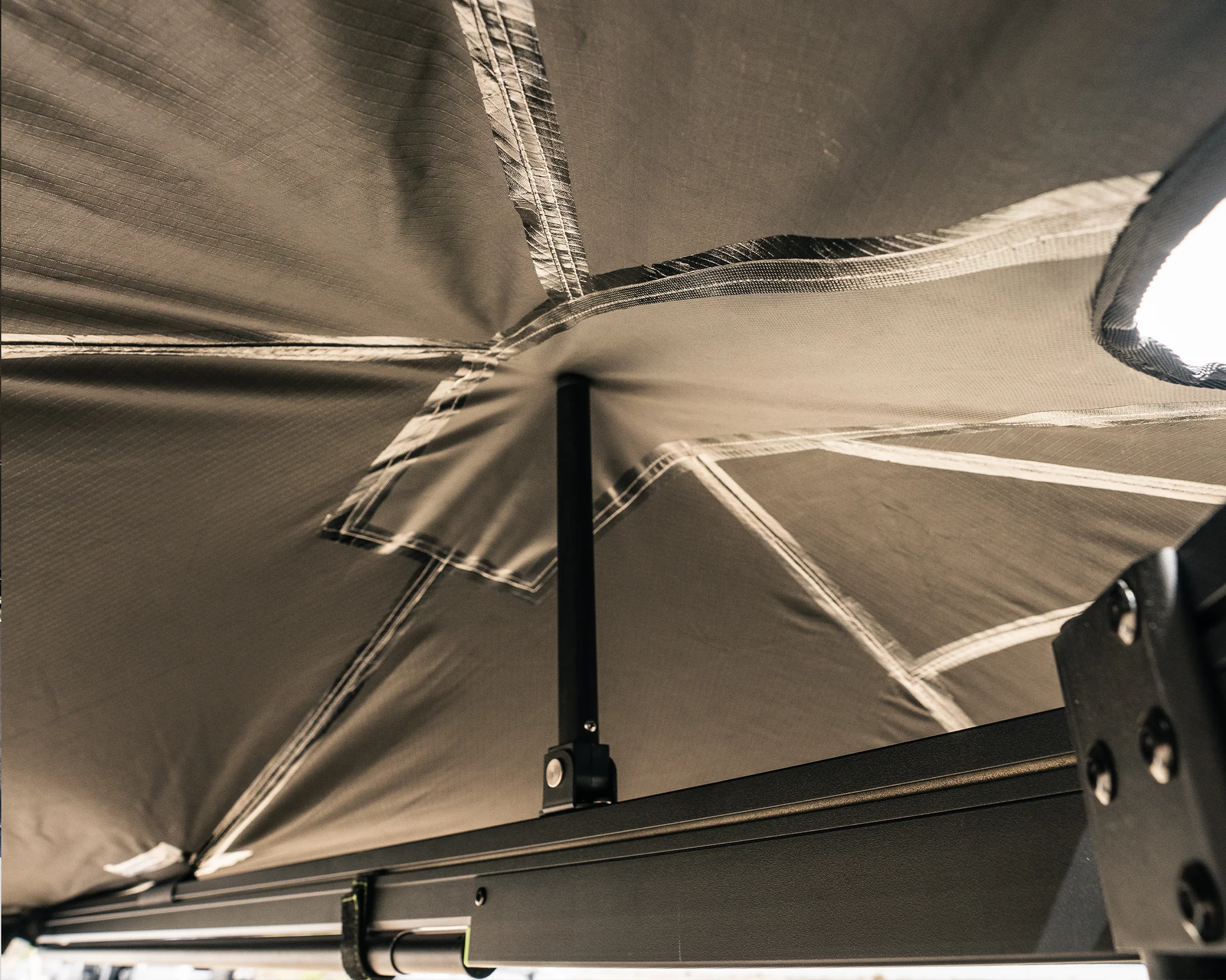 Deltawing 270 Awning (LHS, Unsupported) - Image 8