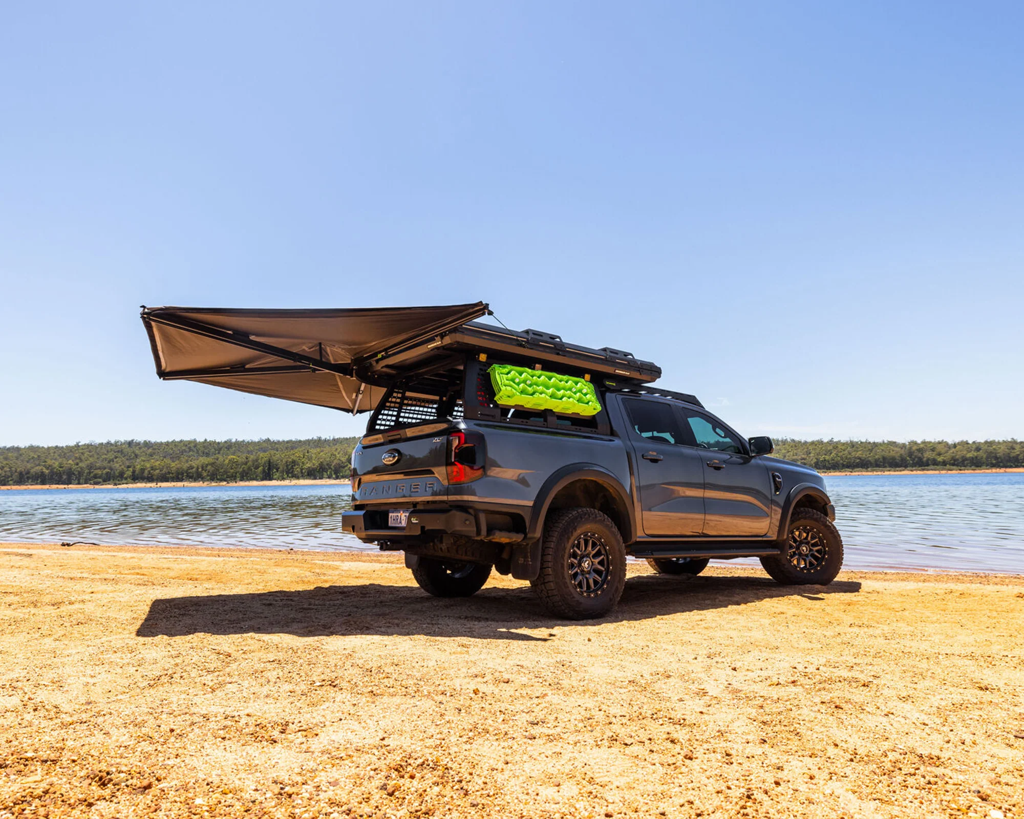 Deltawing 270° Awning (LHS, Unsupported) - Image 4