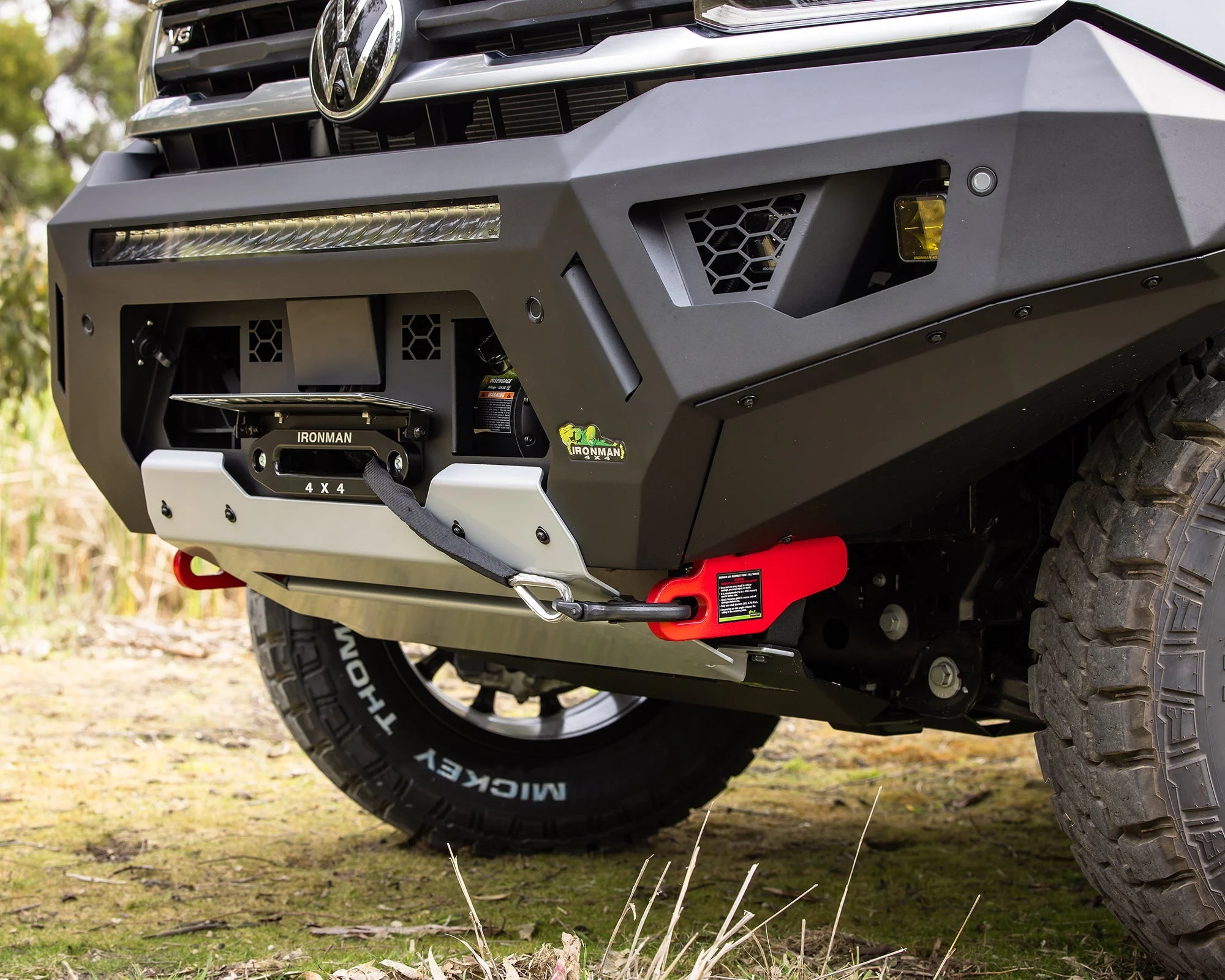Raid Bull Bar & Lights Kit - Image 2