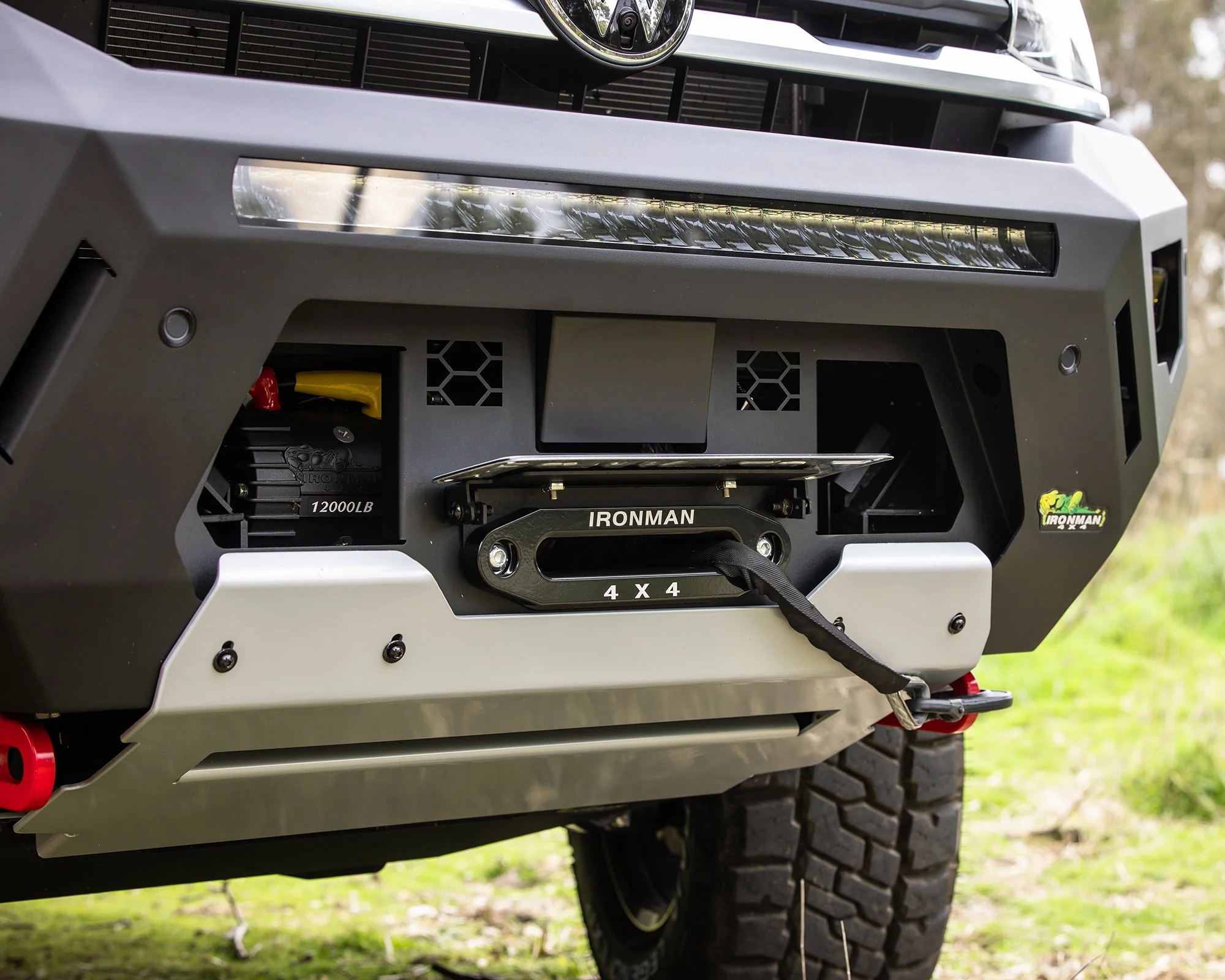 Raid Bull Bar & Lights Kit - Image 5